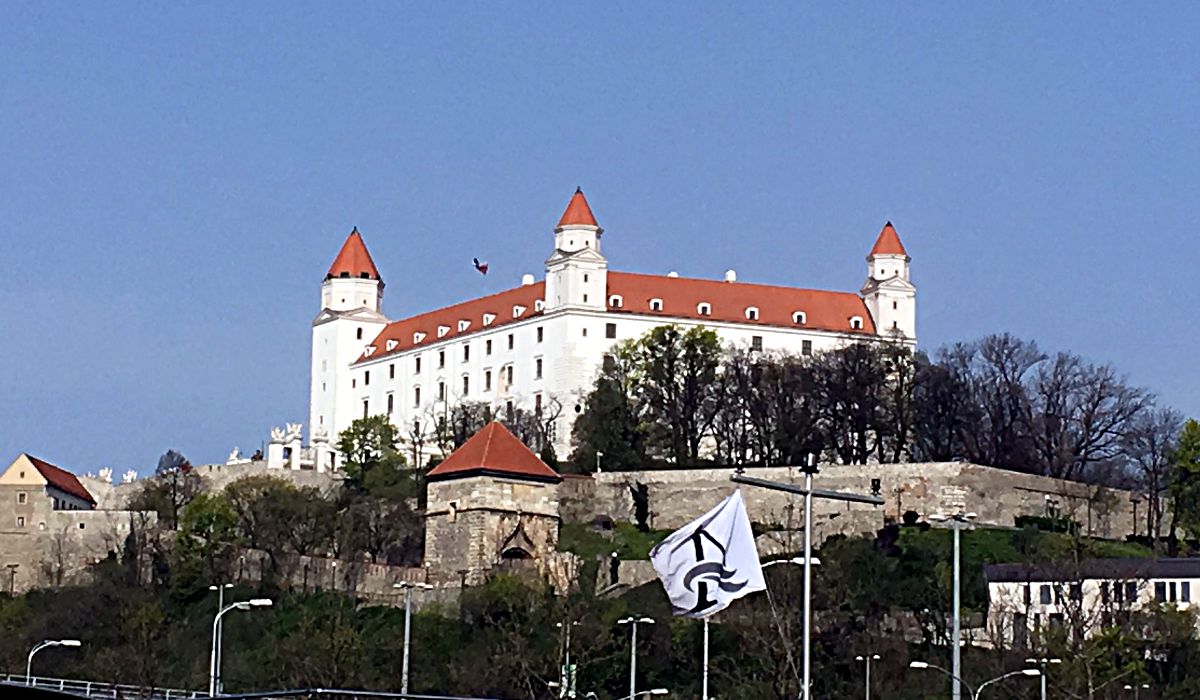 Bratislavas berühmtestes Bauwerk ist die Burg, die ich schon vom weiten sehen konnte, als ich über die Donau in die Stadt fuhr. (Foto: Ruti)