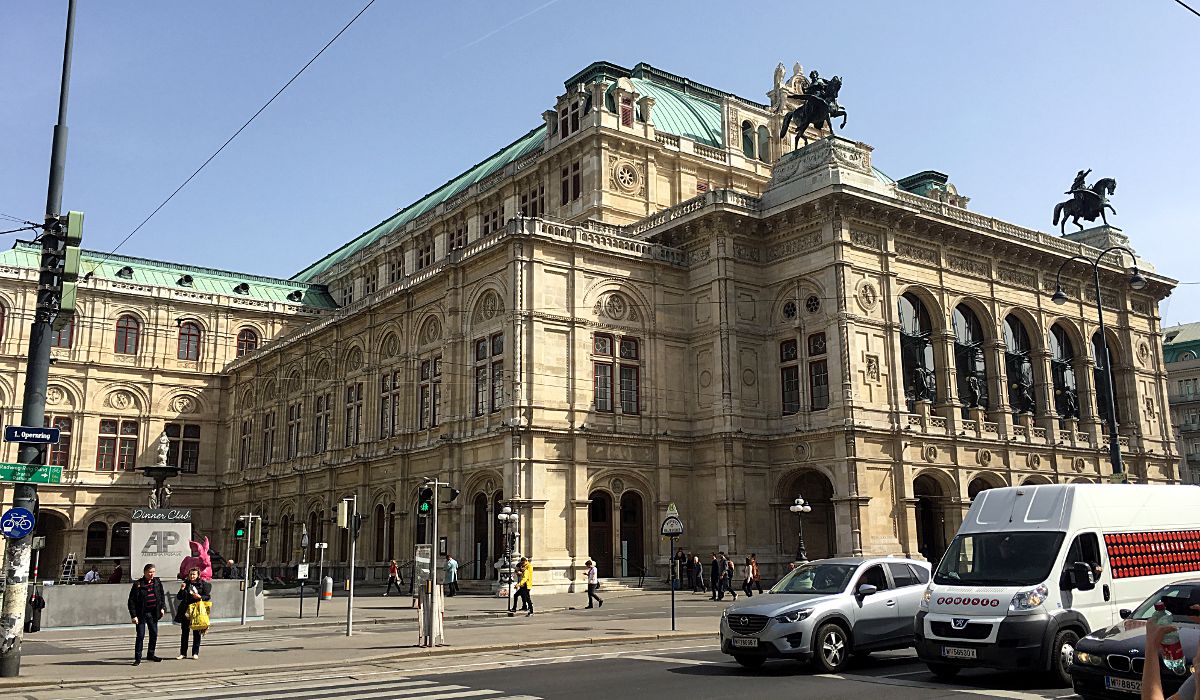 Die Wiener Oper gilt als eines der schönster Opernhäuser der Welt. (Foto: Ruti)