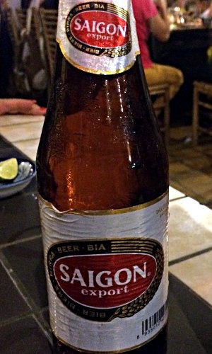 Bier "Saigon" gibts als Lager und Export. (Foto: Ruti)