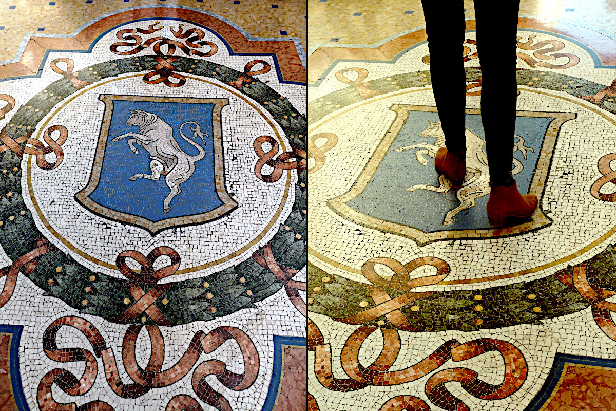 Das Turiner Wappen in der Viktor-Emanuel-Galerie ist "Opfer" eines beliebten Rituals. (Foto: Ruti)