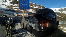 Ich bin mit dem Motorrad durch die Pyrenäen geklettert - bis nach Andorra. (Foto: Ruti)